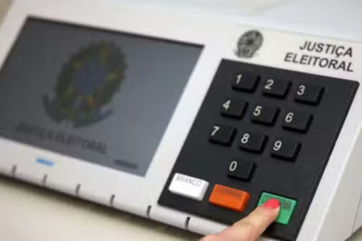 Acompanhe a apuração dos votos em tempo real pelo Brasil