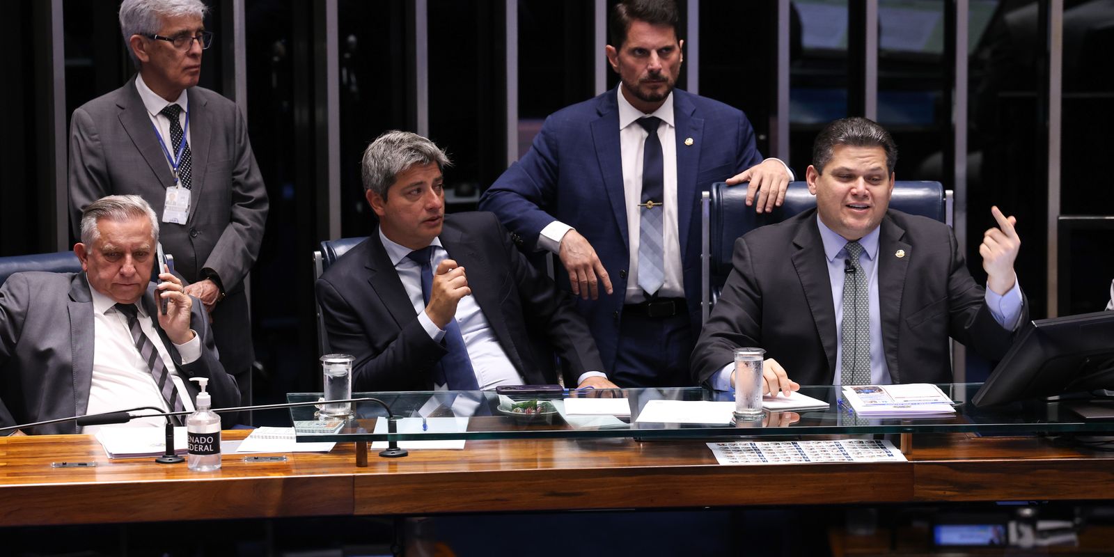 Davi Alcolumbre retira PEC da Segurança Pública da pauta do Senado Federal