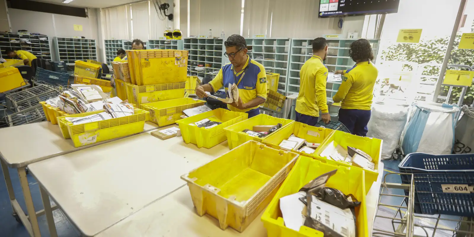 Correios e AliExpress renovam acordo para agilizar entregas no Brasil