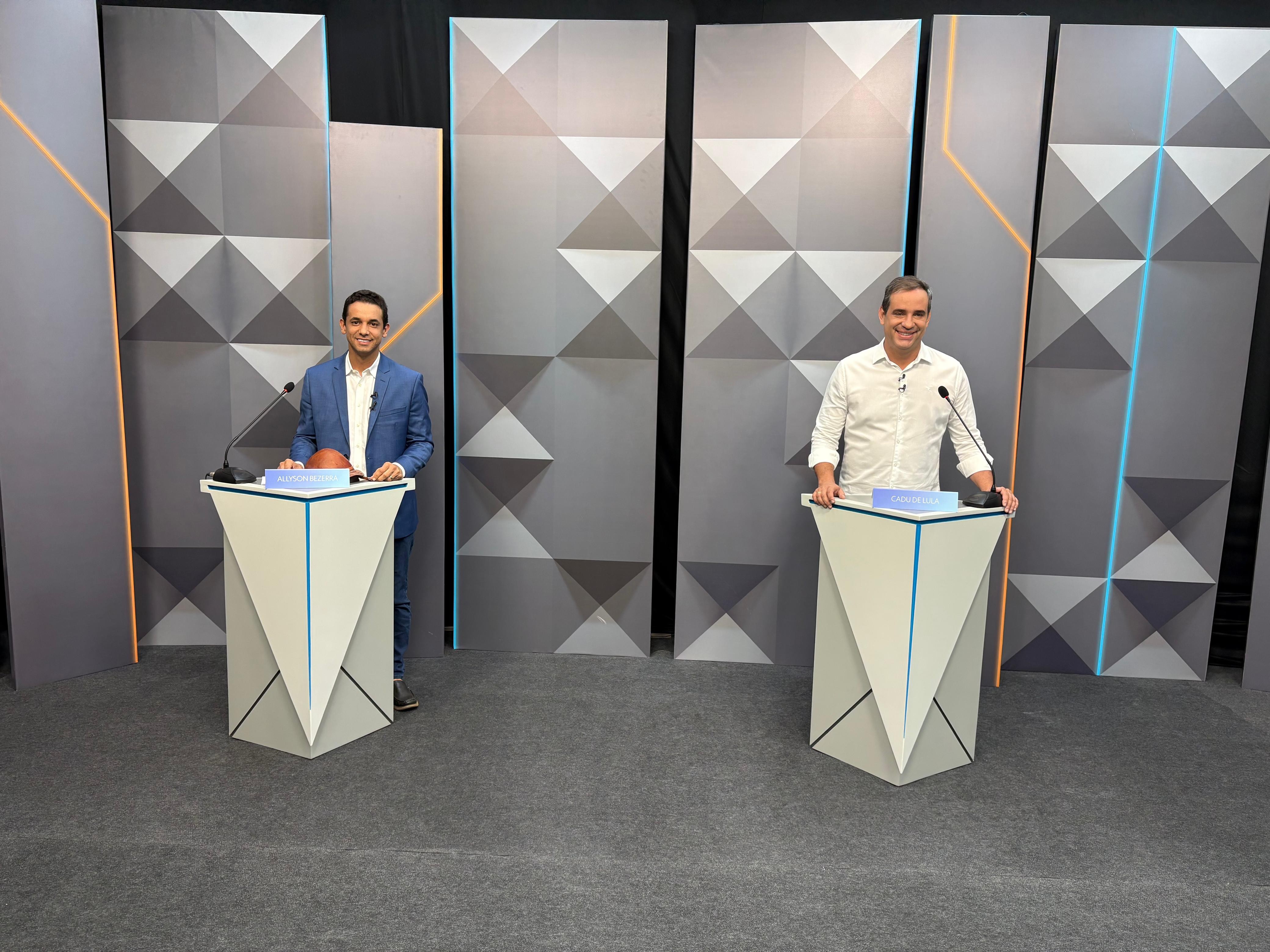 Debate RN reúne candidatos Allyson e Cadu de Lula no último encontro eleitoral
