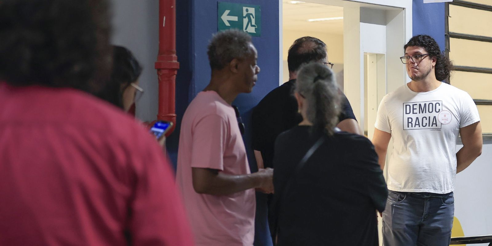 Justiça Eleitoral alerta para o horário de votação em todo o país