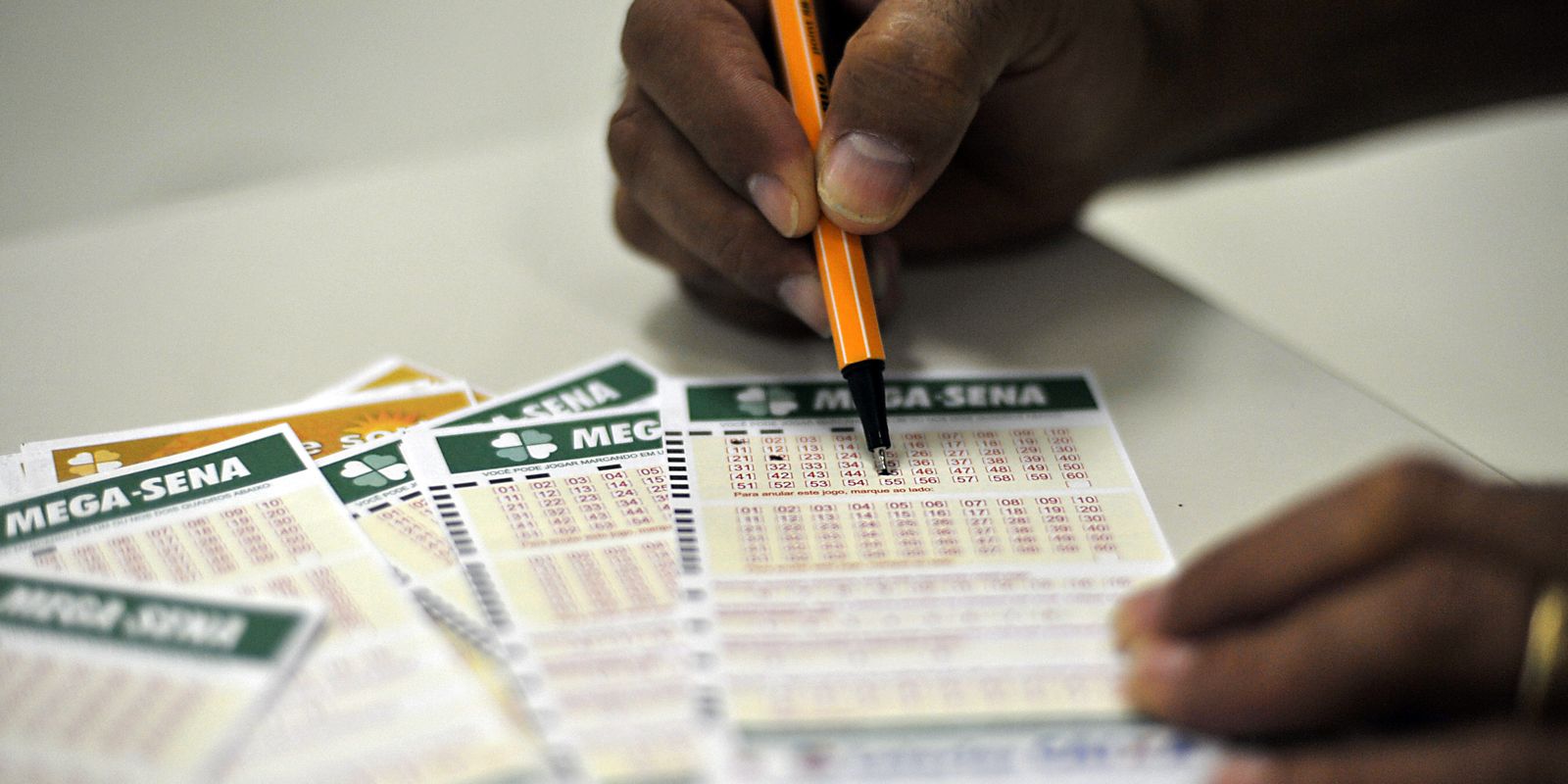 Mega-sena acumula e prêmio chega a r$ 170 milhões para o próximo sorteio