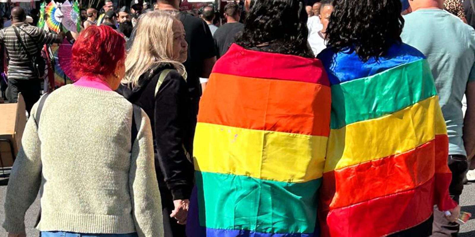 Monitoramento revela violência contra candidaturas LGBT+ nas redes sociais