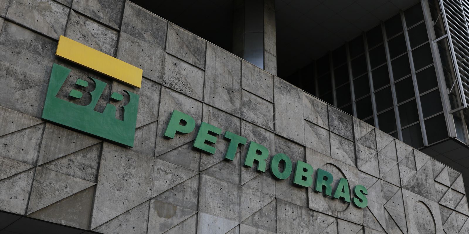 Petrobras bate recorde no valor de mercado após descoberta no Amapá