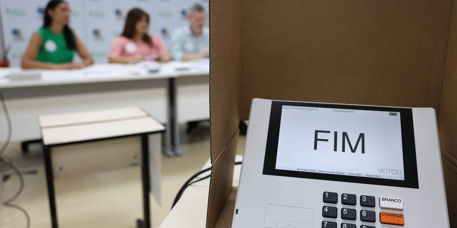 Direitos de idosos e pessoas com deficiência para votar nas eleições