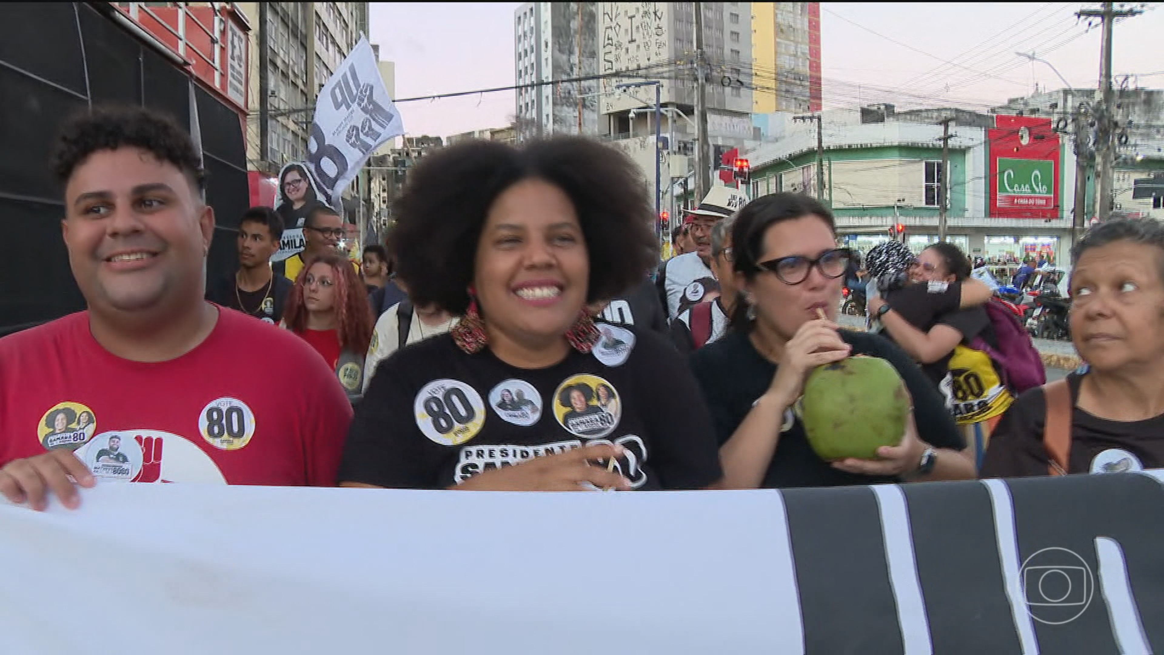 Candidata da Unidade Popular, Samara Martins realiza agenda de campanha no Recife