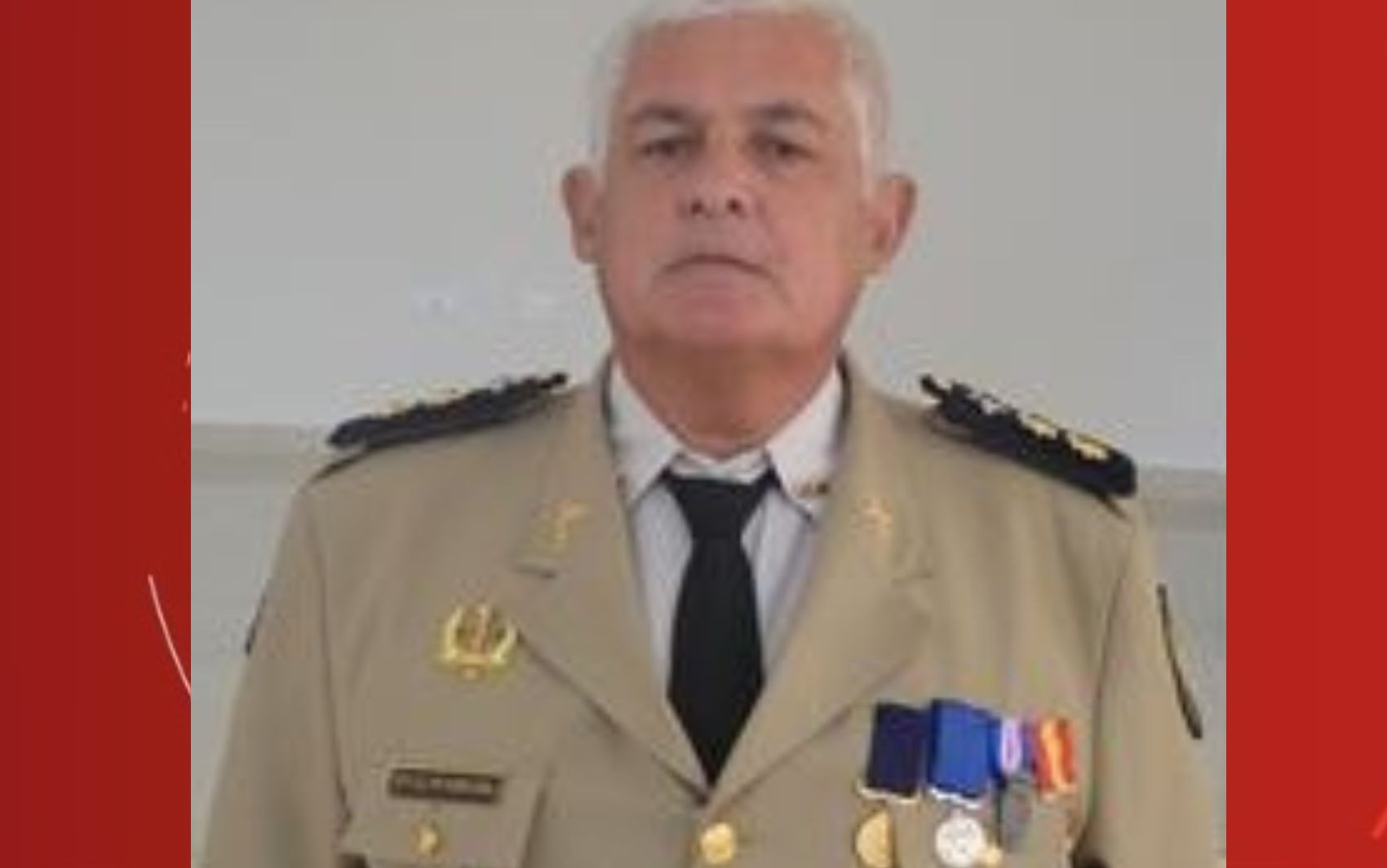 Tenente-coronel investigado por ligacão com milícia na Bahia perde cargo em colégio