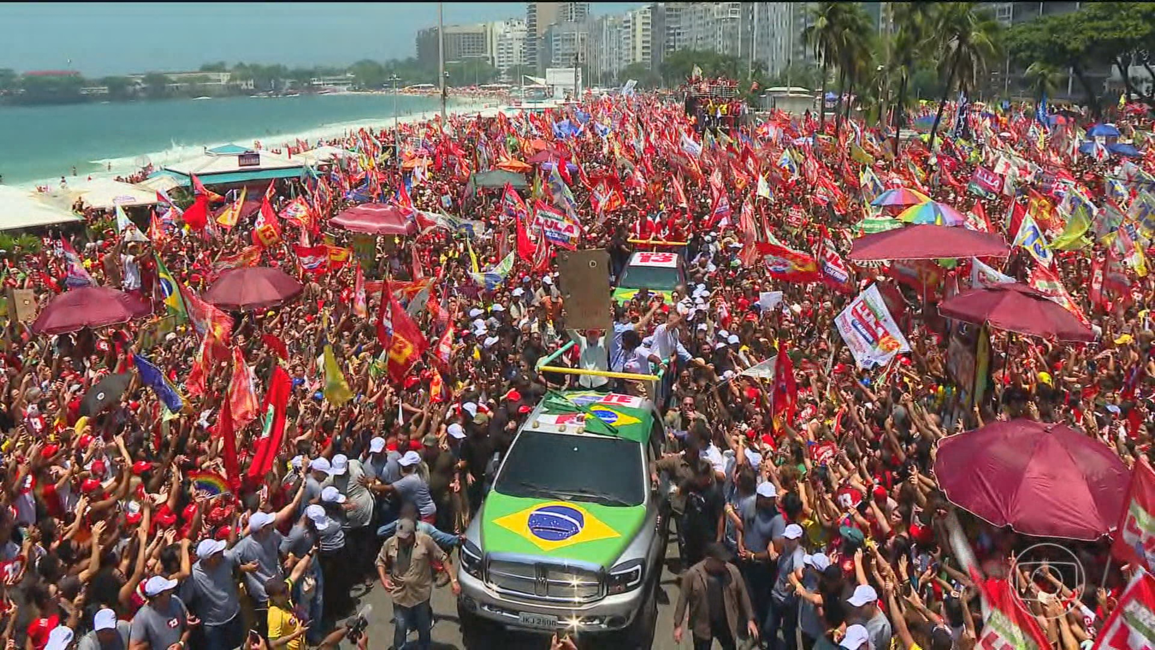 A virada de Lula nas urnas foi impulsionada pela força das ruas e das redes