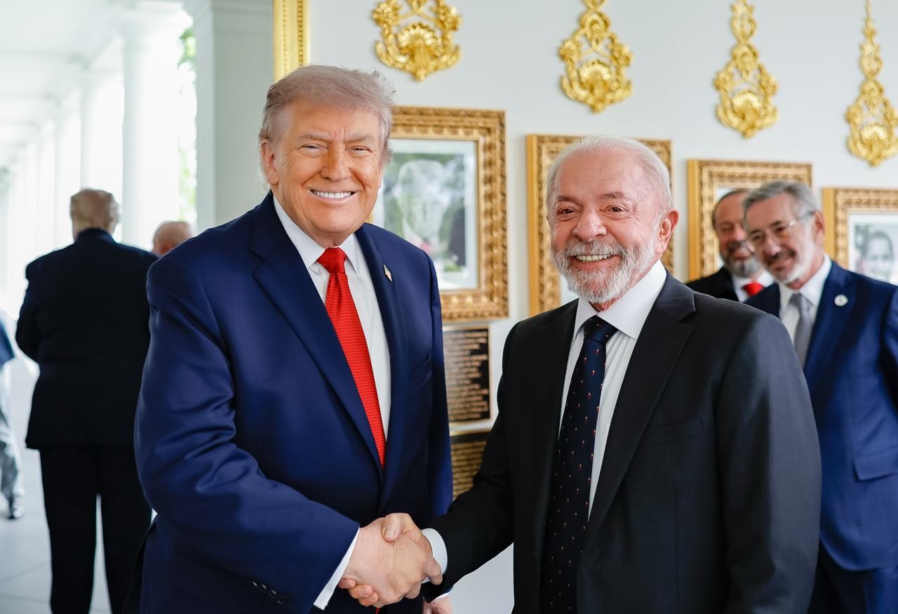 Donald Trump questiona resultado da eleição no Brasil sem apresentar provas