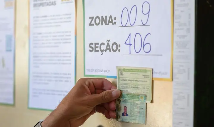Falta de transporte de eleitores é sabotagem à democracia, diz advogado