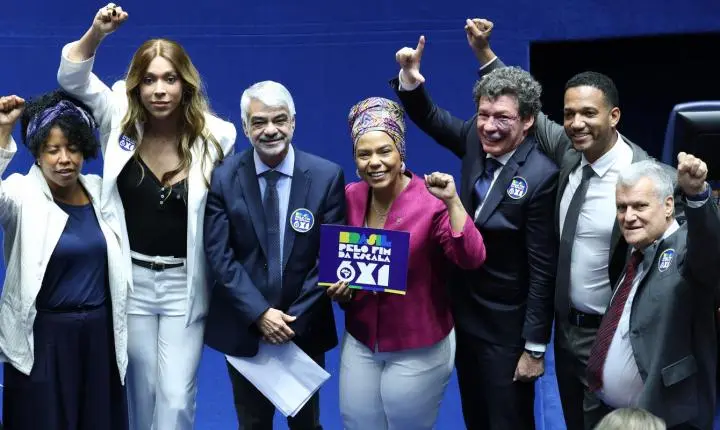 Fim da escala 6x1 divide opiniões entre centrais sindicais e entidades patronais