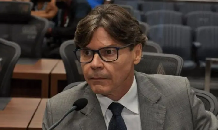 Deputado Paulo Duarte passa por cateterismo cardíaco em Campo Grande