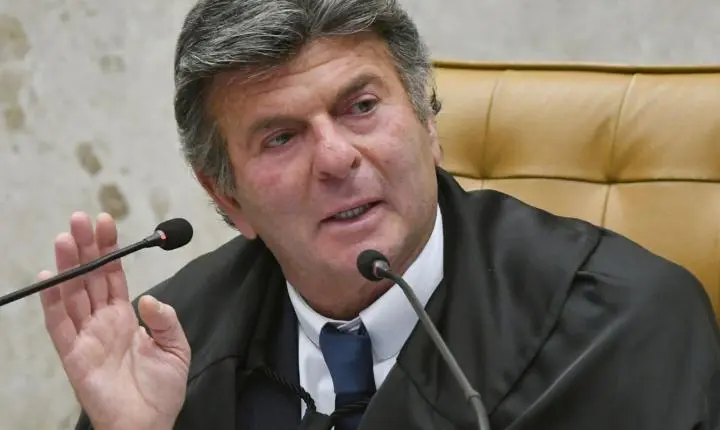 Luiz Fux cobra posicionamento da AGU sobre o funcionamento das bets no STF