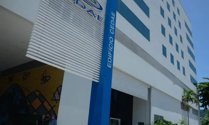 Auditoria do RJ aponta desvios de R$ 400 milhões na Cedae Saúde