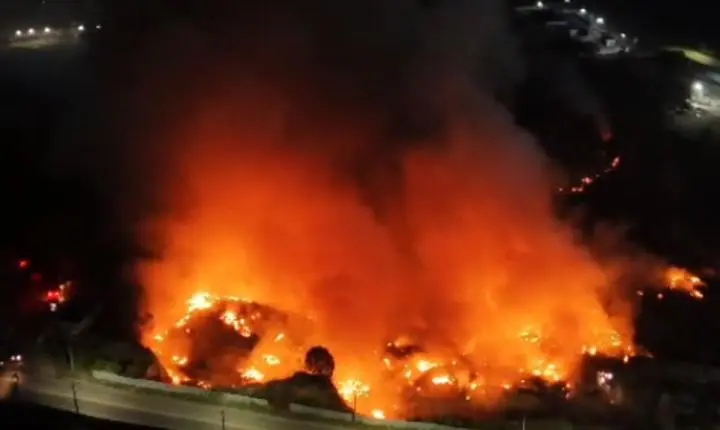 Incêndio em Manaus atinge vegetação e continua ativo nesta quarta-feira