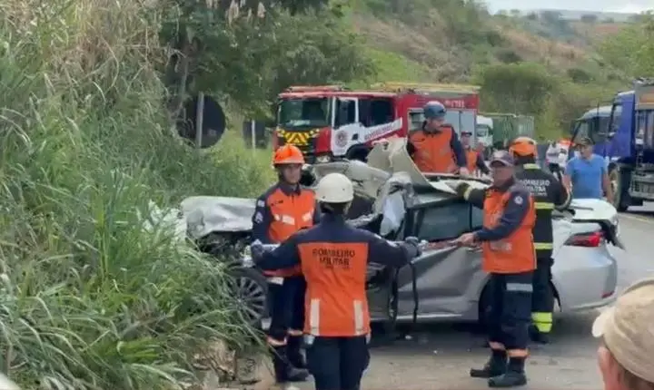 Acidente na BR-259 em Colatina deixa um motorista morto e seis feridos