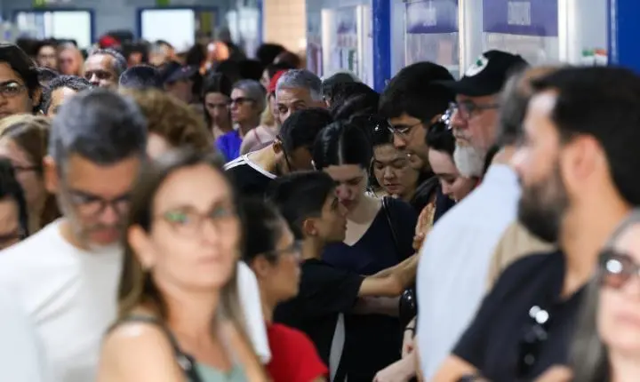 Votação permite o uso de itens que expressem preferência política no pleito