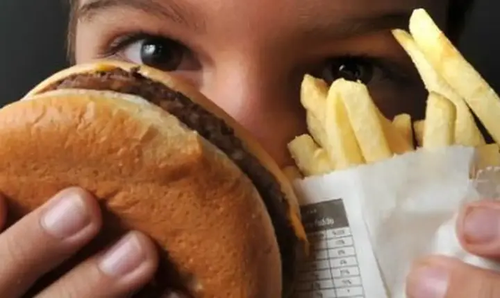 OMS lança diretrizes inéditas para combater a obesidade infantil